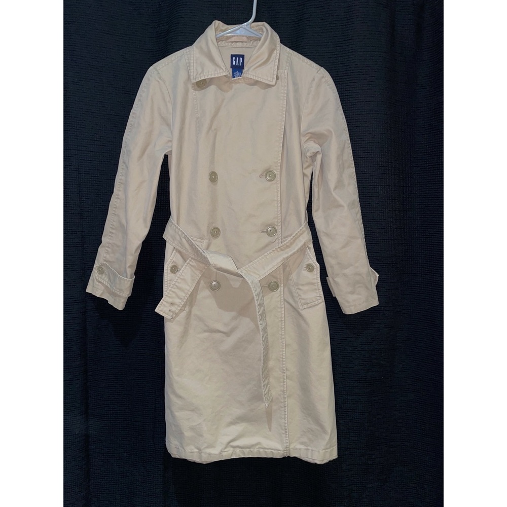 GAP Classic Tan Trench Coat